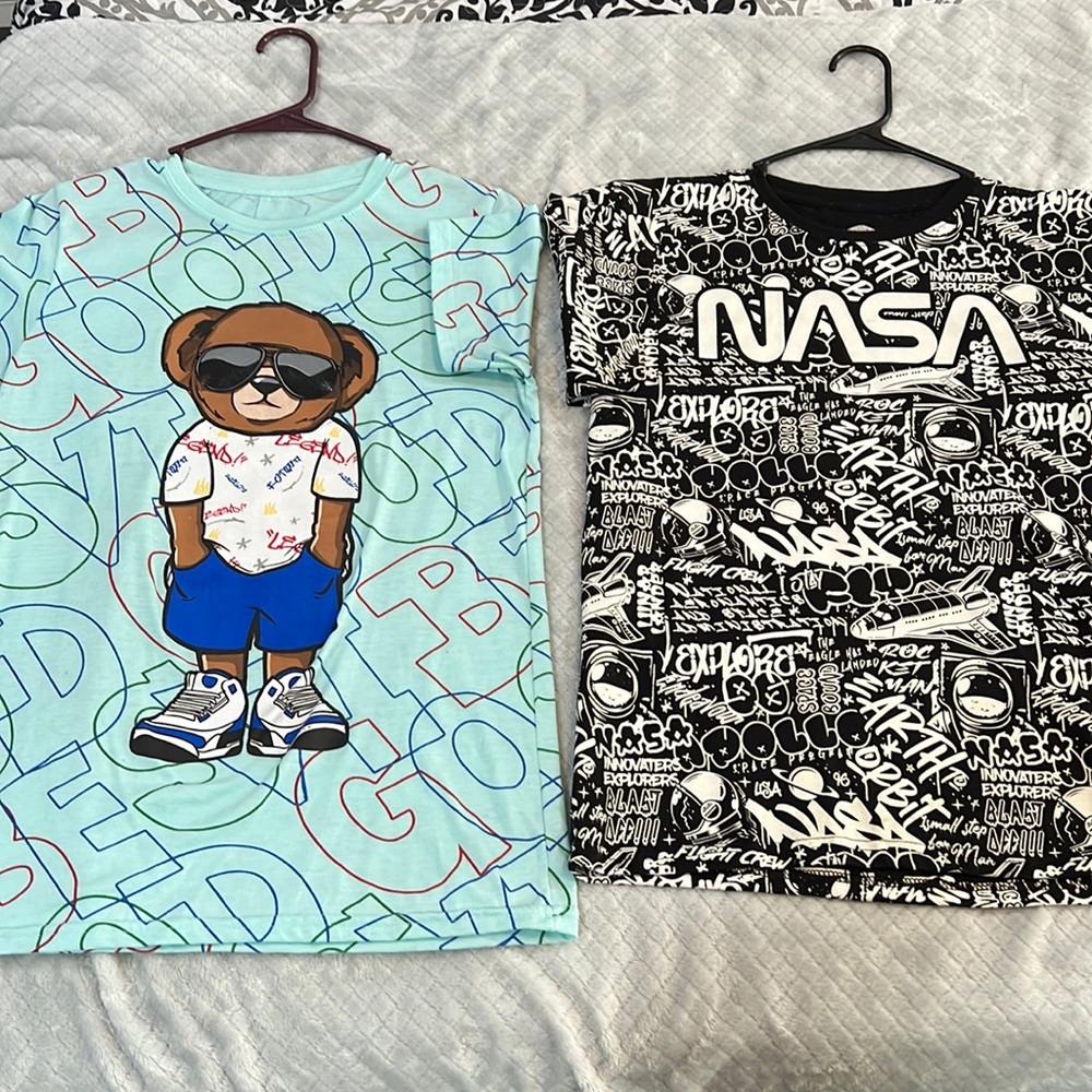 T-shirt bundle (x2) good condition, vibrant & stylish